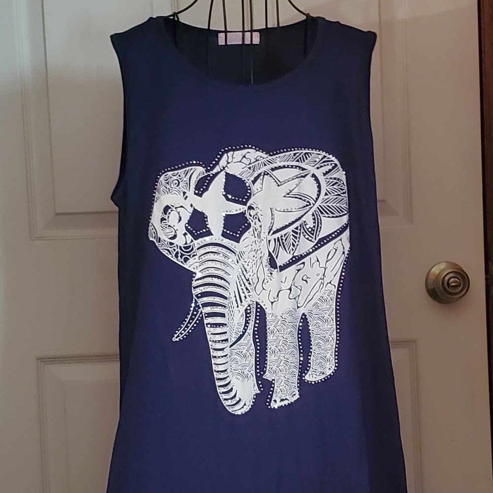Woman's tank top, bedazzled elephant blouse. Sz XL